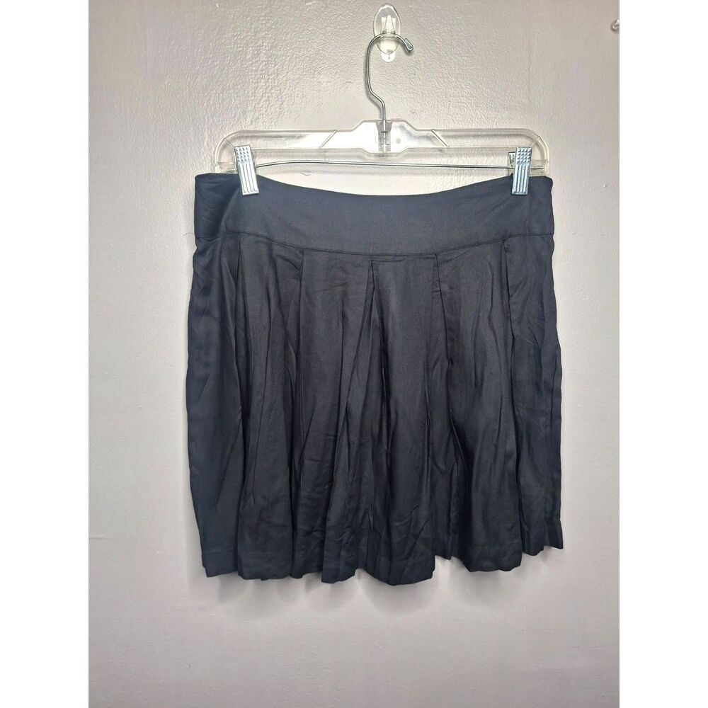 NWT Black Pleated Rayon Mini Skirt Y2K Whimsigoth Schoolgirl Coquette 8 Grunge